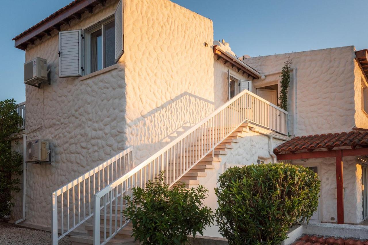 Akamas Sunset Bohemian Chic Apartment By One Villas Polis Exterior foto